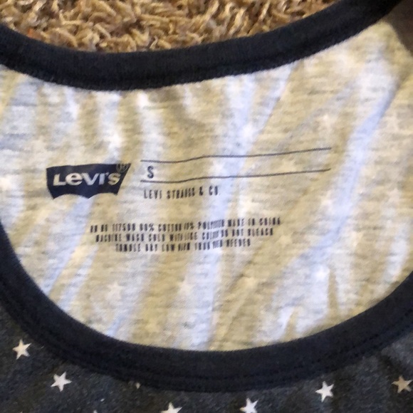 Levi’s Tank Top - Picture 3 of 3